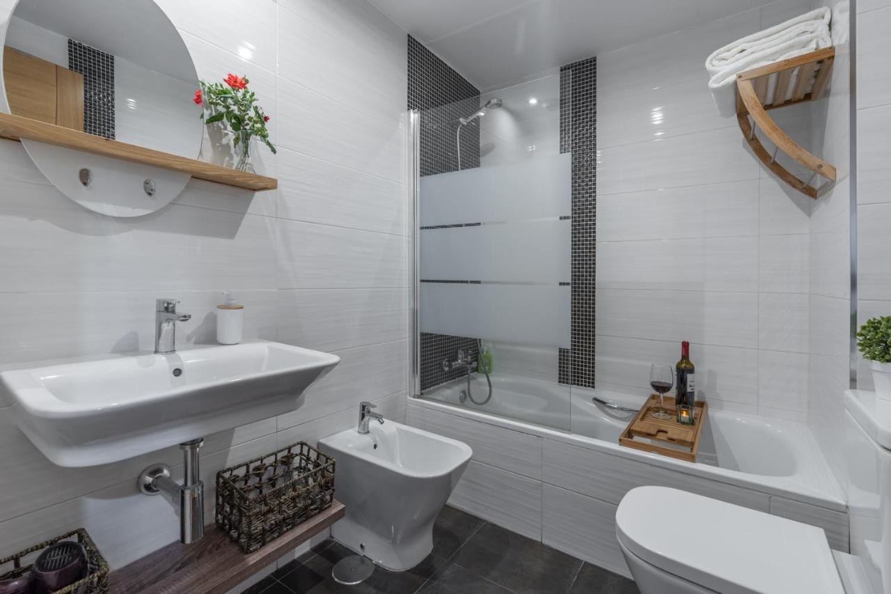Tuguest Postigo I Catedral Apartment - Free Parking Granada Exterior foto